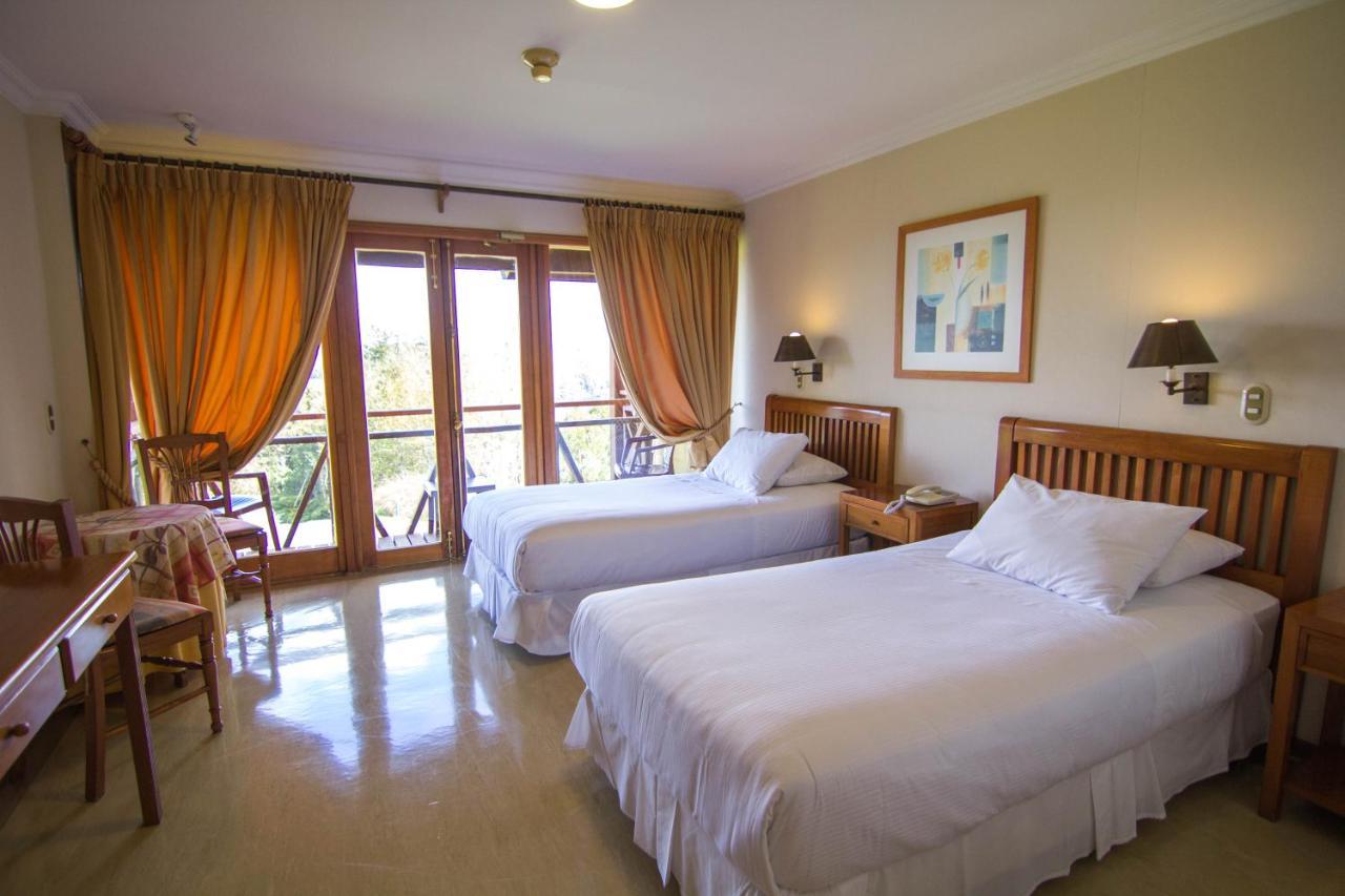 Hotel Y Cabanas Punta Larga - Caja Los Andes フルティジャール エクステリア 写真