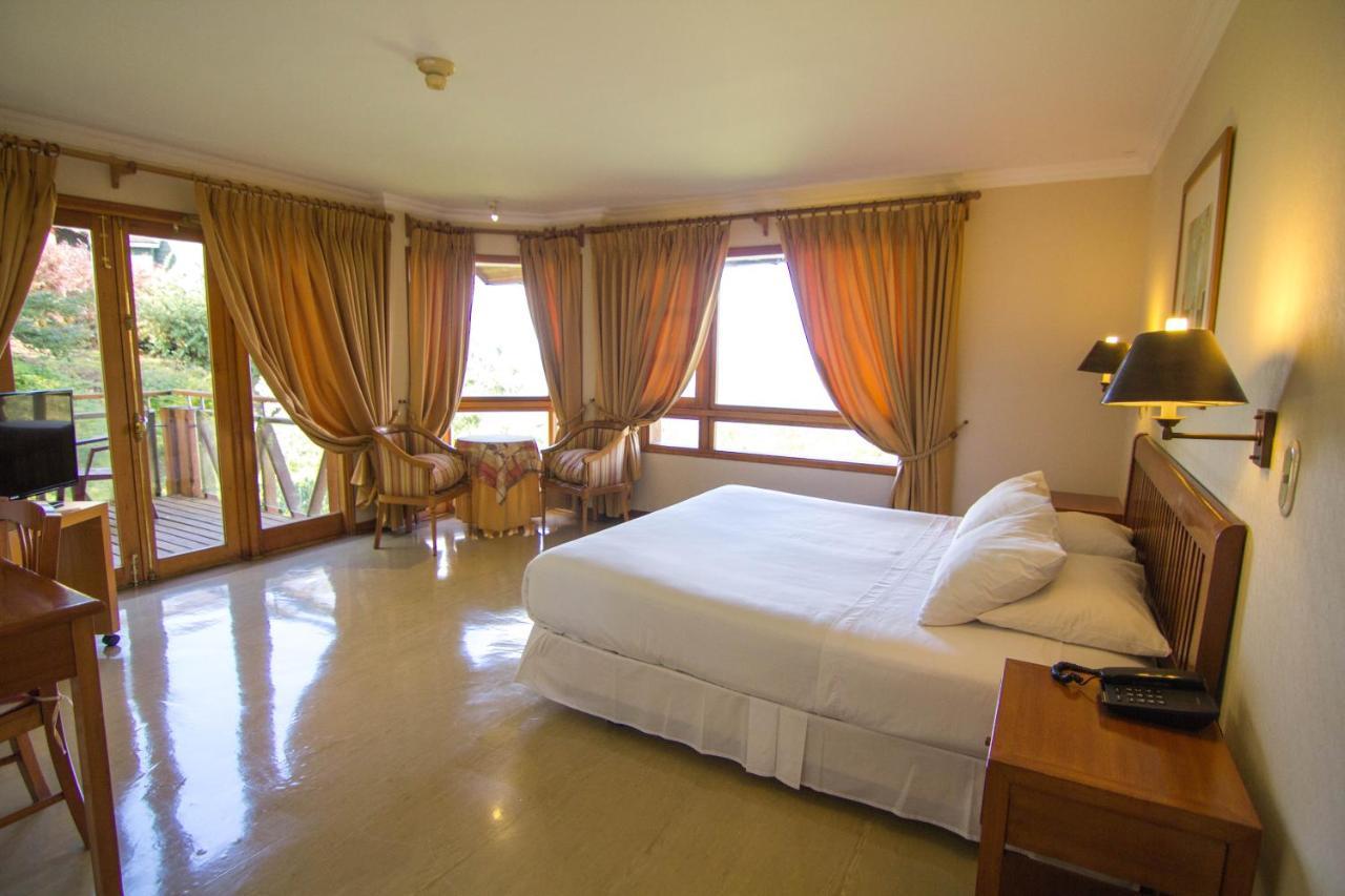 Hotel Y Cabanas Punta Larga - Caja Los Andes フルティジャール エクステリア 写真